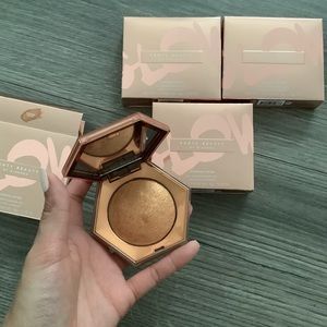 Fenty Beauty diamond bomb (1ct)